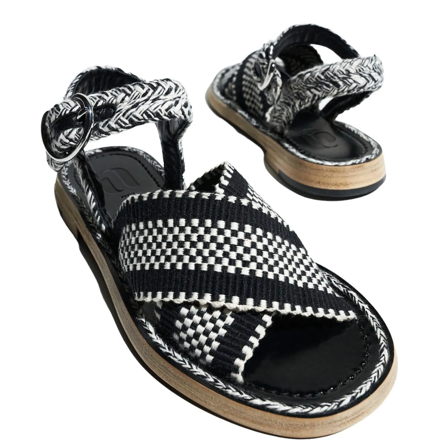 Amambaih - Aurora Flat Sandal