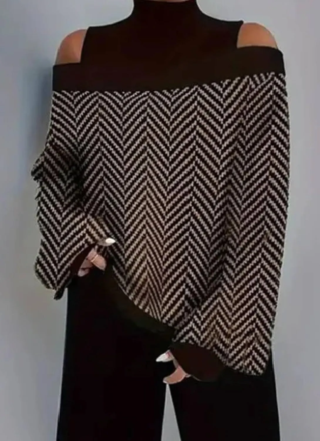 Women's 2 Piece Outfits Herringbone Cold Shoulder Top and Wide Leg Pants Set 2025 Fashionable Two Piece Lounge Outfit